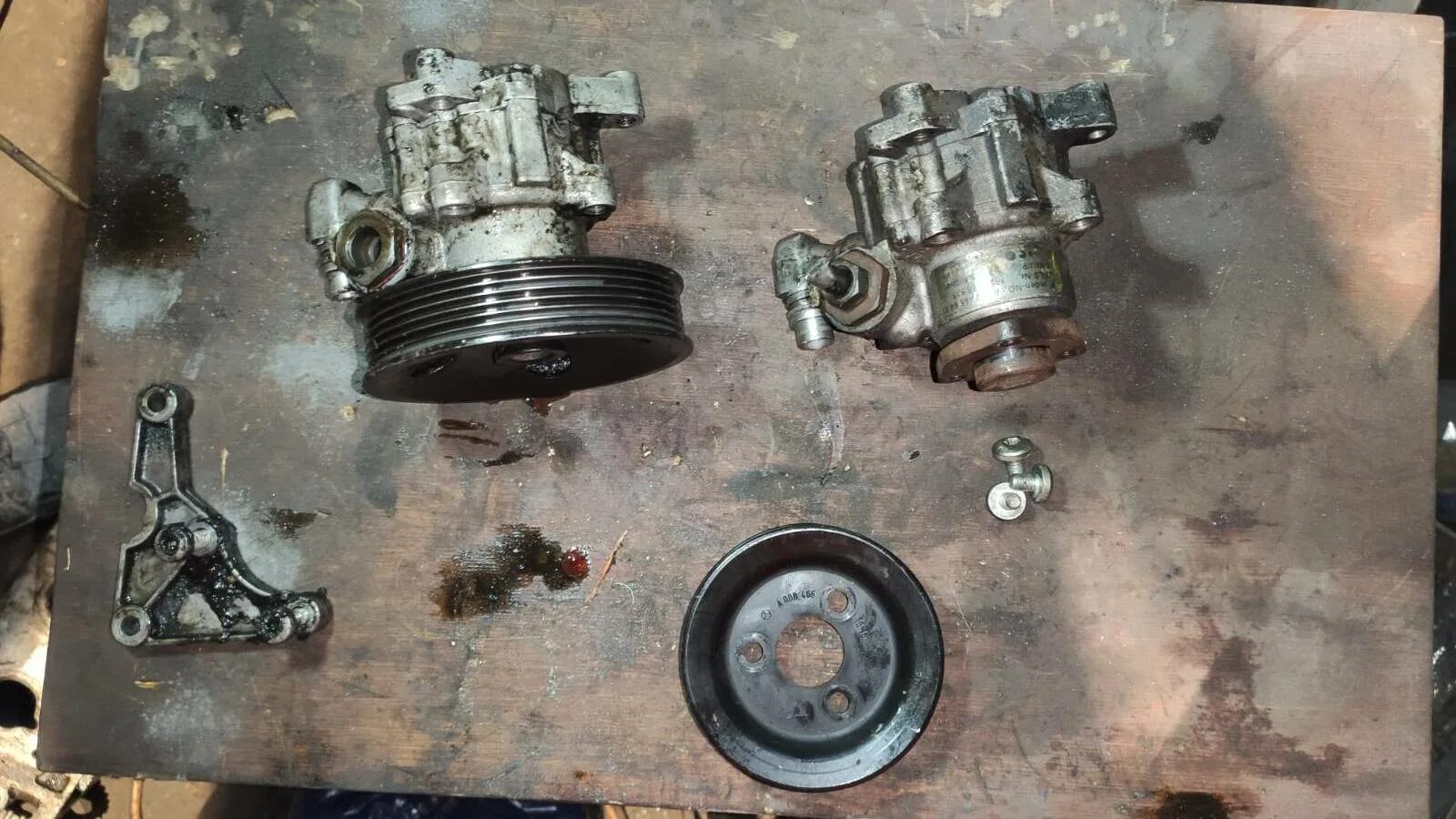 Масло гура volkswagen caravelle t5. Гур 3110. 5 турбо. Штуцер насоса гур 4216. Штуцер гур p12.