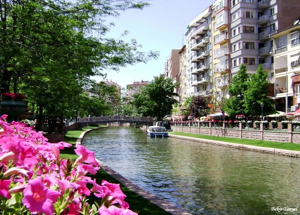 Eskişehir. Эскишехир турция достопримечательности. Город в турции эскишехир. Eskişehir турция фотографии. Эскишехир.