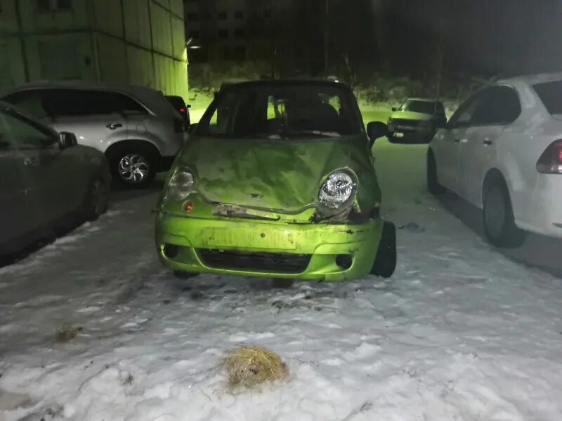 ЧП Видяево Мурманской области. ДТП по дороге в Видяево. Мурманск ударил авто и уехал. Зато она видела