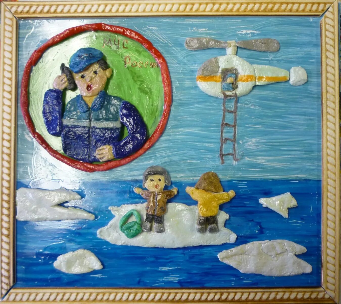 Поделка спасатель