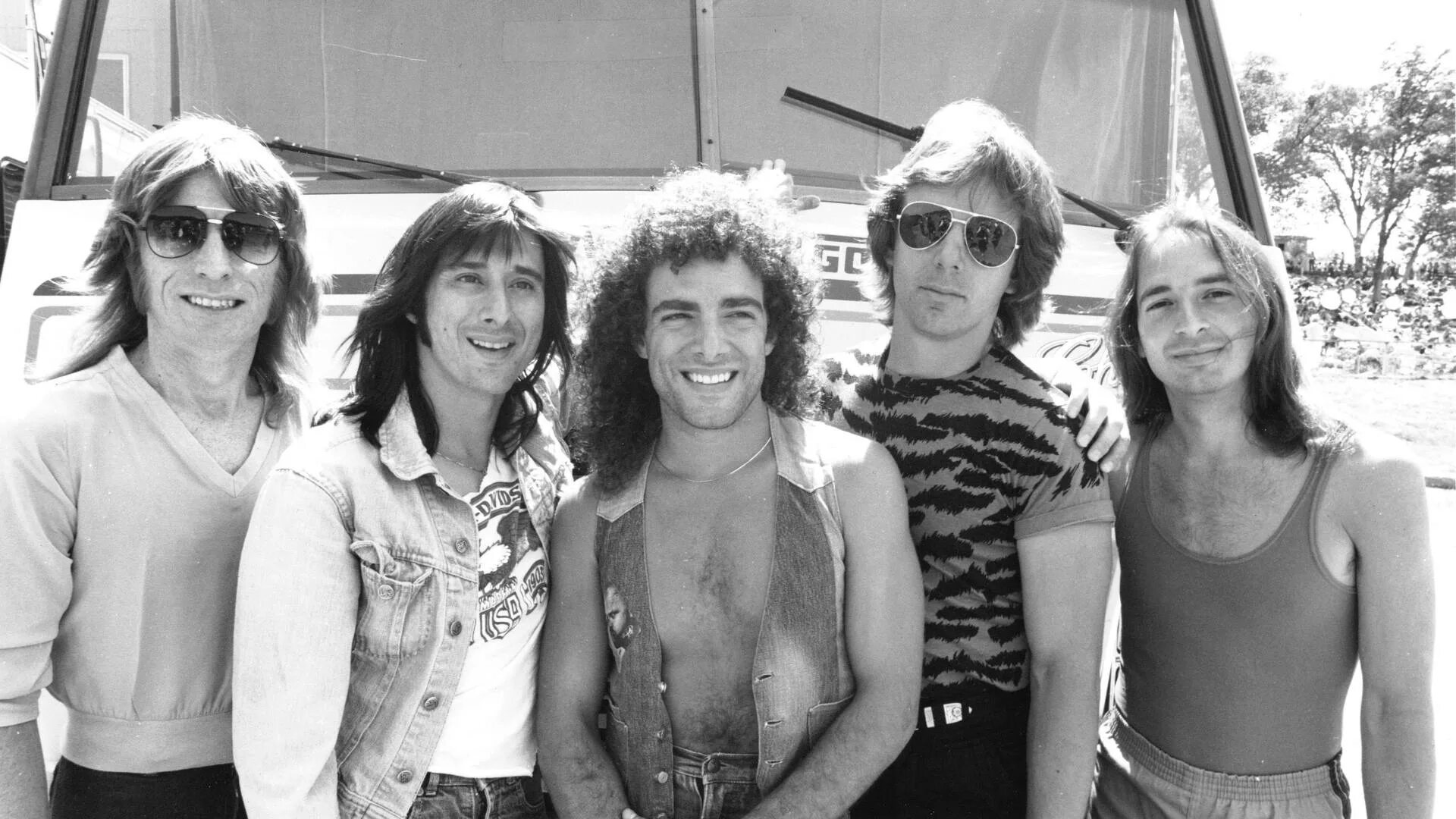 Journey radio edit steve. Группа journey 1982. джорни группа. journey группа сейчас. journey journey 1975.