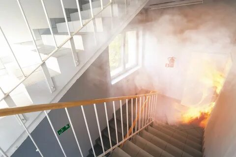 Помещение в огнях