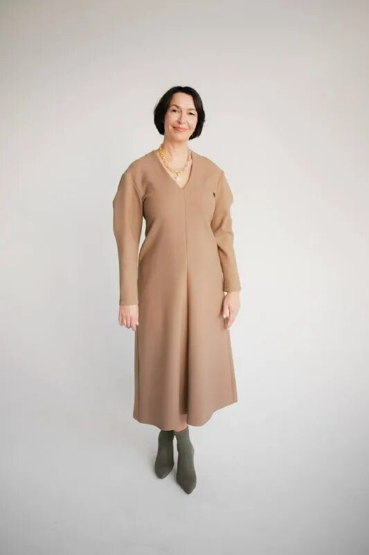 пальто-кокон оверсайз плюс сайз. Tronovabrand одежда. тронова бренд. тронова стилист. брюки ingrid широкие палаццо.