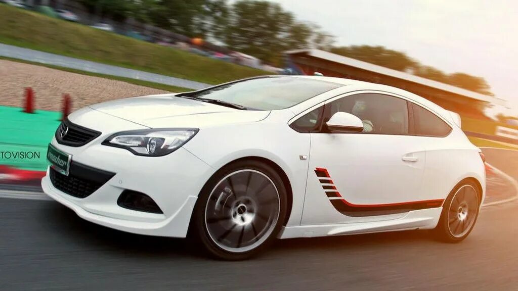 Опель сколько лошадей. Opel Astra GTC 2022. Opel Astra j GTC Irmscher. Opel Astra GTC 2023.