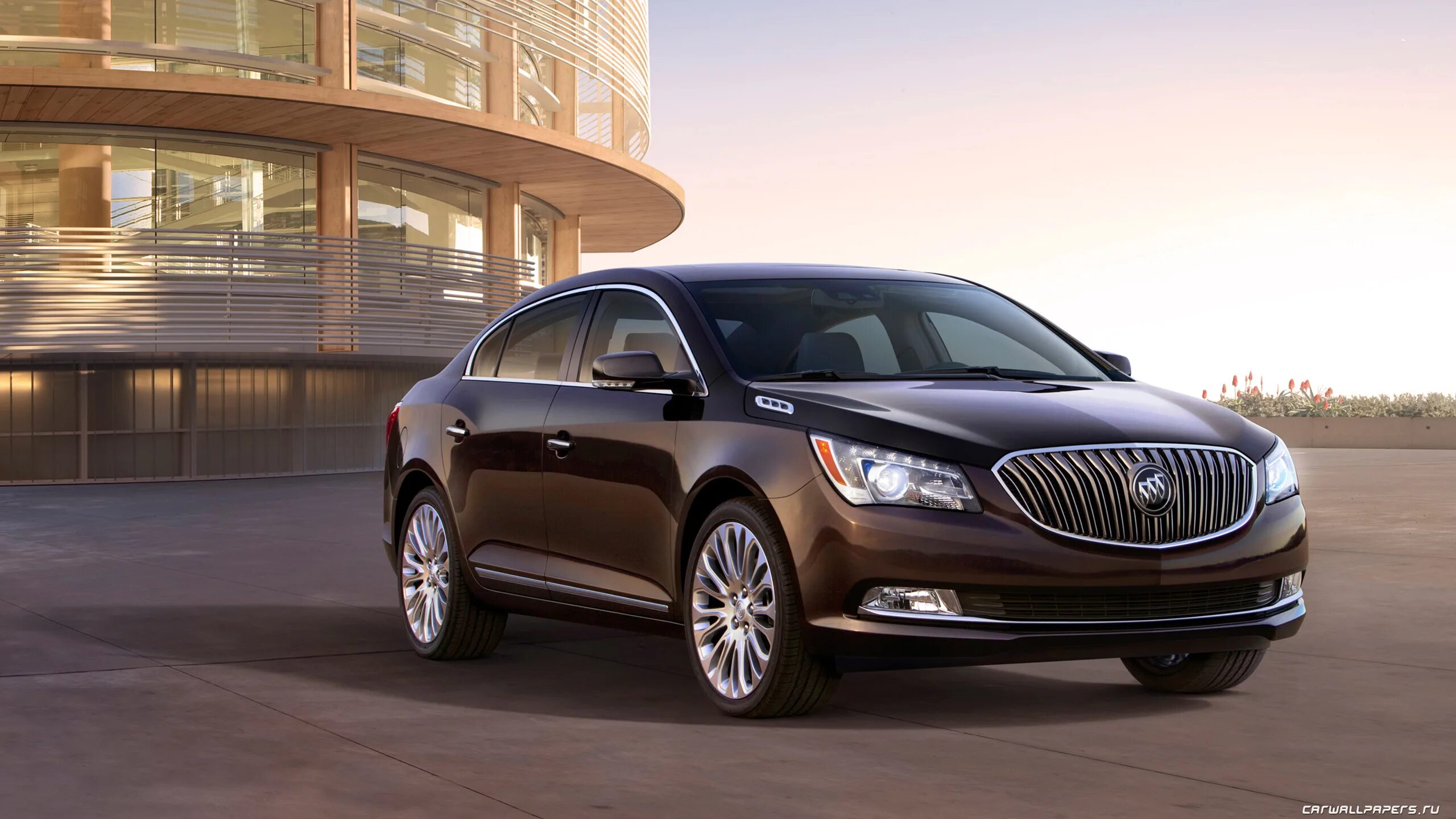 Buick Lacrosse 2014. Купить машины 2014 года