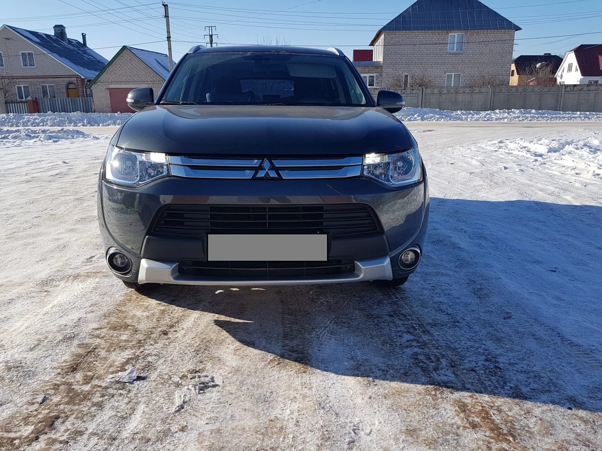 Mitsubishi Outlander 2014 ДХО. ДХО Аутлендер 3. ДХО на Mitsubishi Outlander 3. Дневные ходовые огни Митсубиси Аутлендер 3.