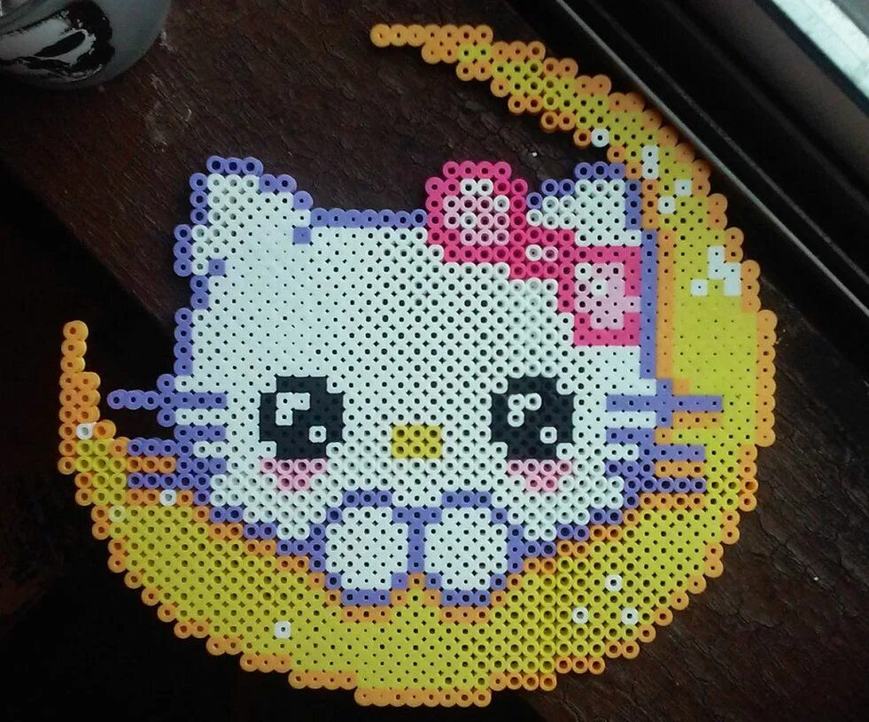 Hello kitty из бисера
