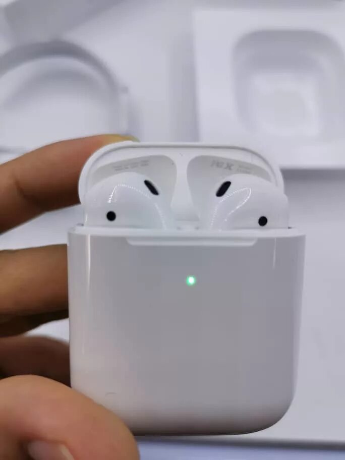 Покупать airpods. Apple AIRPODS 2. Apple AIRPODS Pro 2022. Apple AIRPODS Pro 2 2022. Apple AIRPODS Pro 2nd Generation.