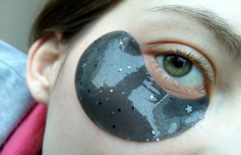 Патчи с блестками. Shooting star патчи. shooting stars black eye gel patch. gaston shooting star патчи.