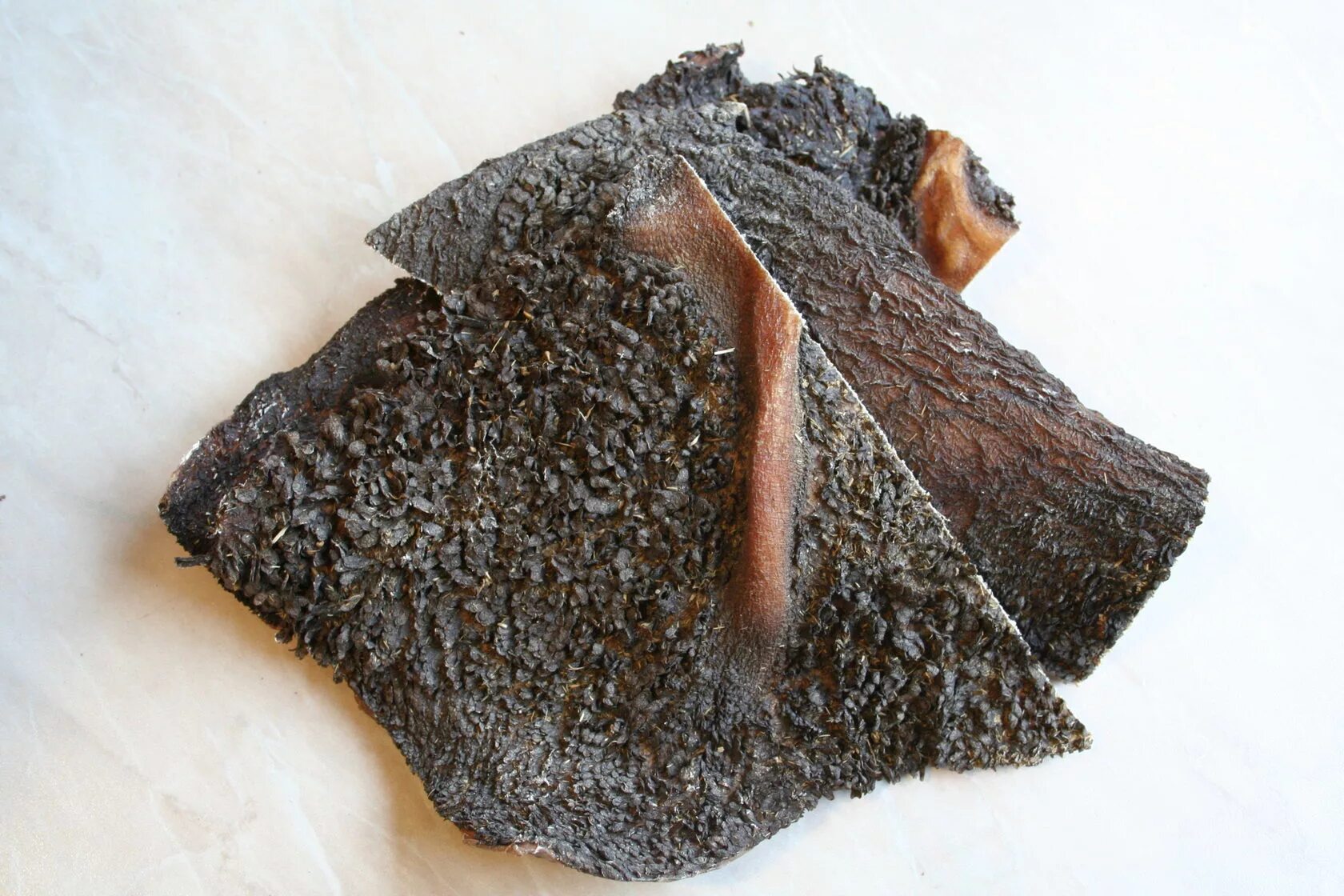 Рубец сушеный для собак. Коровий желудок требуха. Рубец говяжий сушеный лакомства. Рубец говяжий. Рубец говяжий неочищенный.