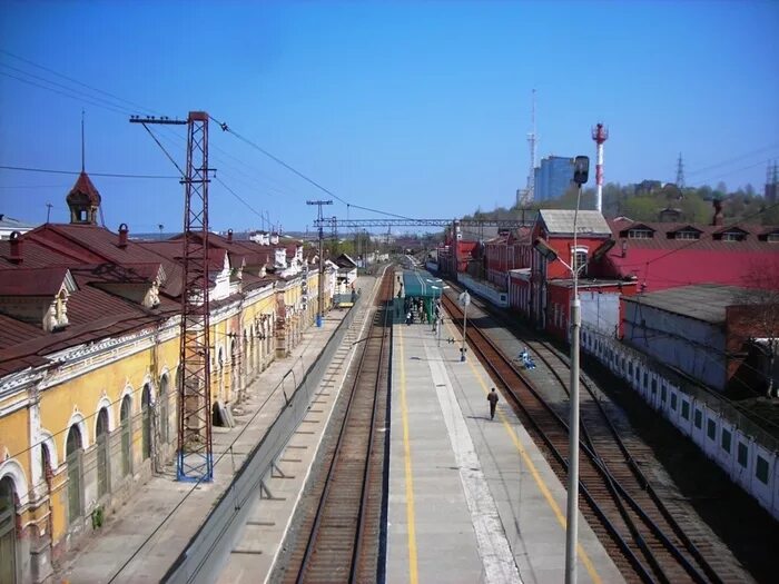 Пермь 1 поезда. Станция Пермь 1 станция Пермь 2. Железнодорожный вокзал Пермь 1. ЖД станция Пермь 1. Пермь первая Железнодорожная станция.