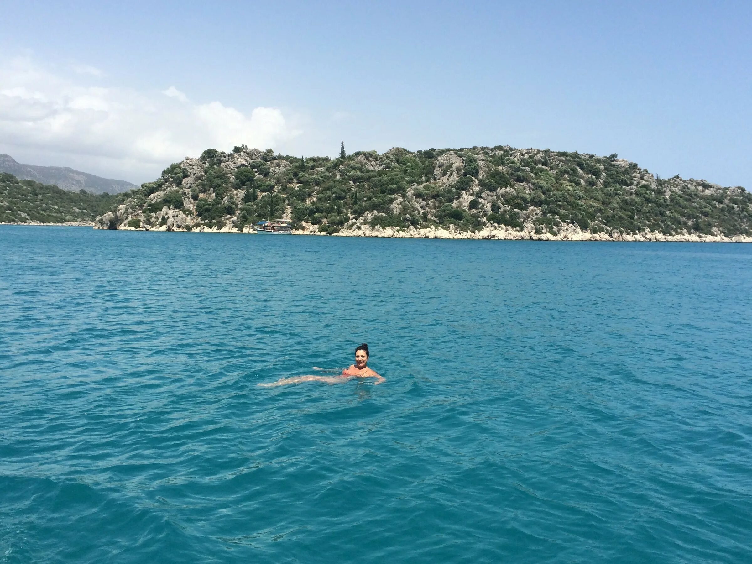 Средиземное море Кемер. Море в Турции в мае. Турция в мае фото. Турция в мае. Вода в конце мая в турции