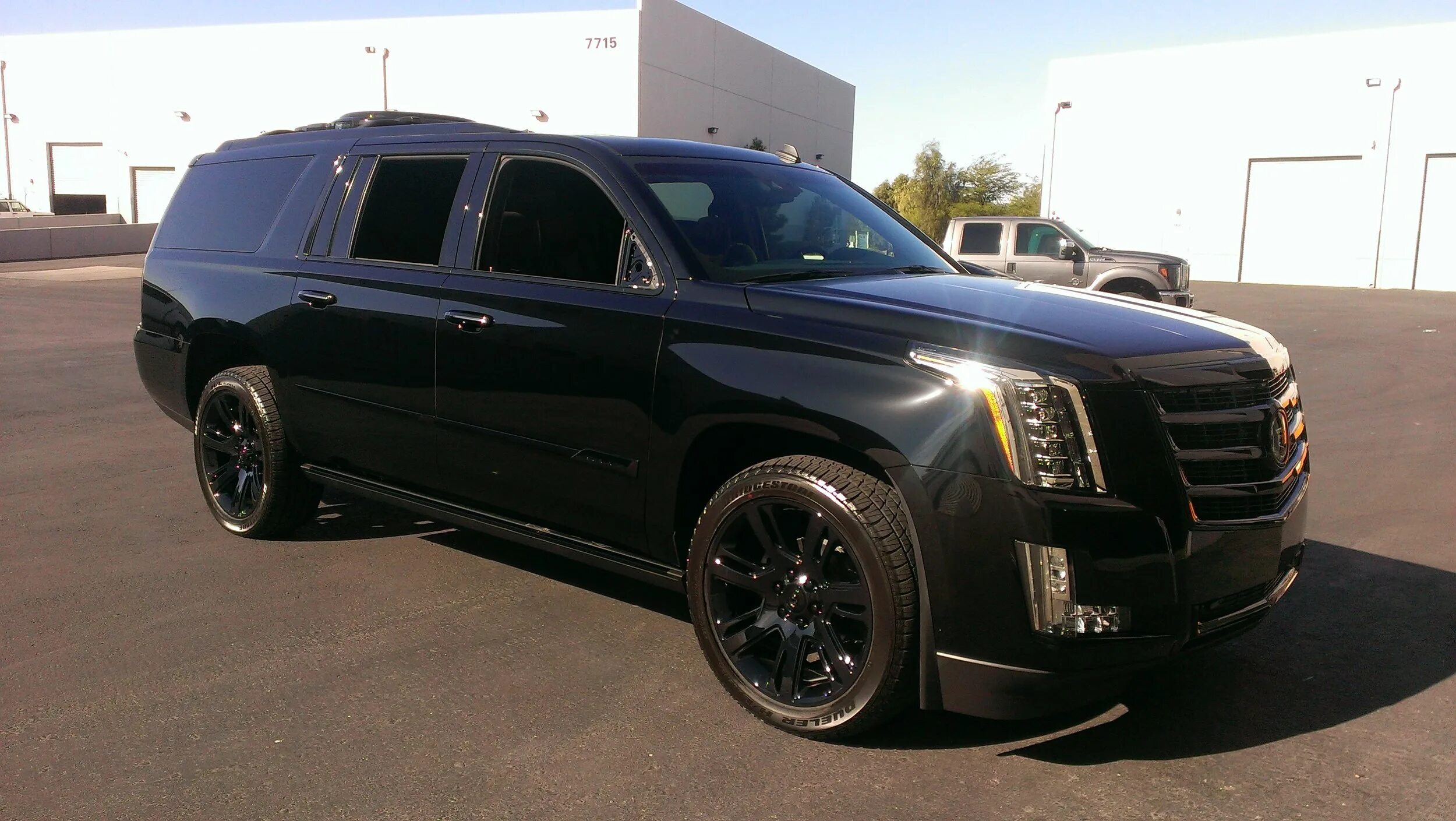 Кадиллак Эскалейд 2012 черный. Cadillac Escalade 4. Кадиллак Эскалейд черный. Кадиллак Эскалейд 2012.