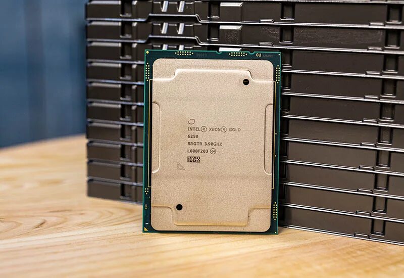 Ооо интел коллект. Intel Xeon 6250. Xeon Gold 6250. Intel Xeon Gold 6244. Процессор Intel Xeon Gold 6248r.