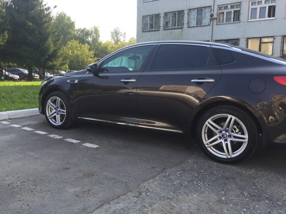 Диски оптима. Диски Kia Optima r18. Киа Оптима на дисках Скад r18. Киа Оптима r18. Kia Optima r18.