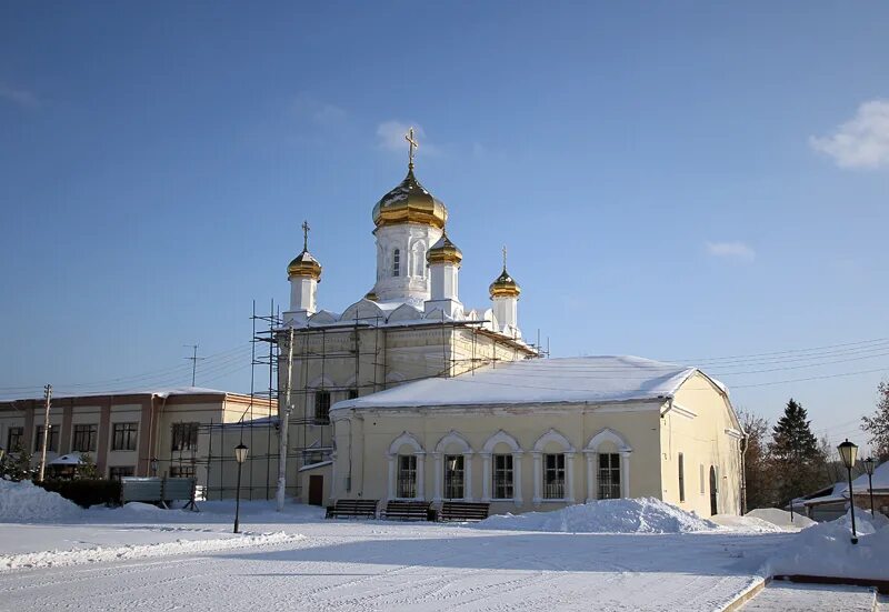Руза монастырь. Рузский монастырь. Рузский монастырь. Храм воскресения словущего город руза. Руза достопримечательности кремль.