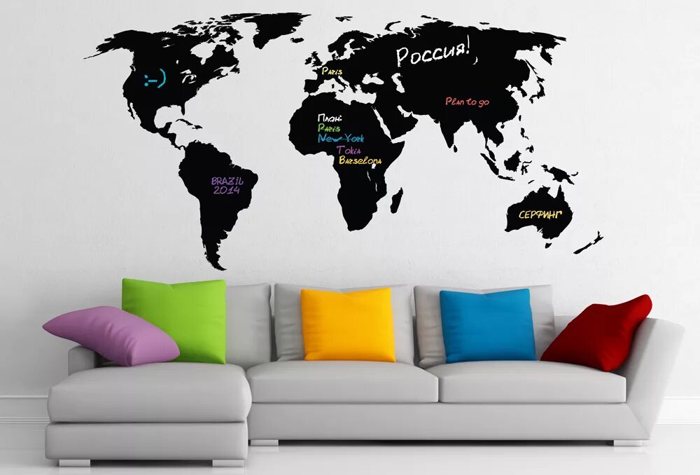 Фотообои на стену карта мира в интерьере. Огромная карта мира на стену. Необычный декор стен. Карта мира географическая на стену. Географические карты в интерьере.