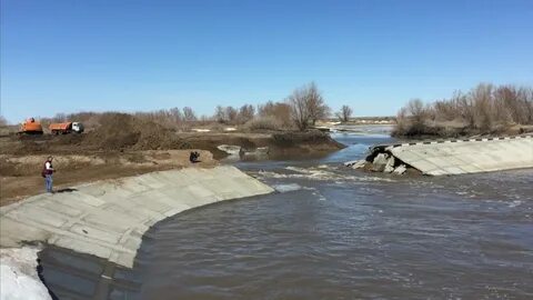 Оренбургская область река урал дамба