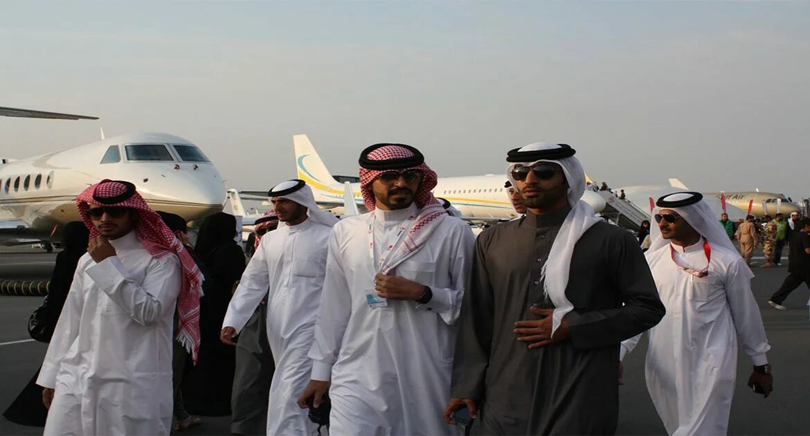 принц хамад аль рашид. президент оаэ мухаммед нахайян. султан дубай шейх. шейх топ 5. шейх топ 5.