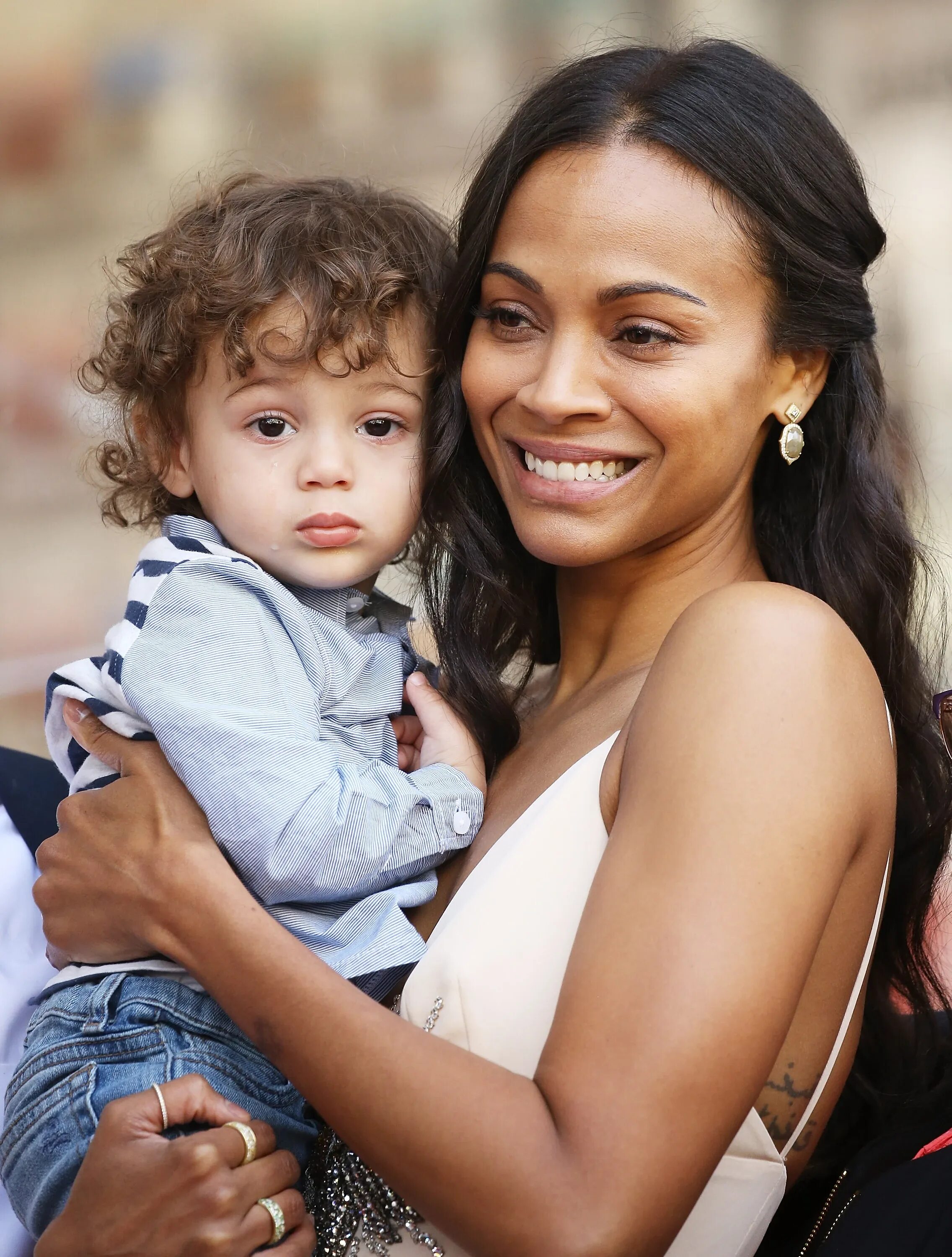 Actress Zoë Saldana explains how she and her husband run a gender-neutral househ