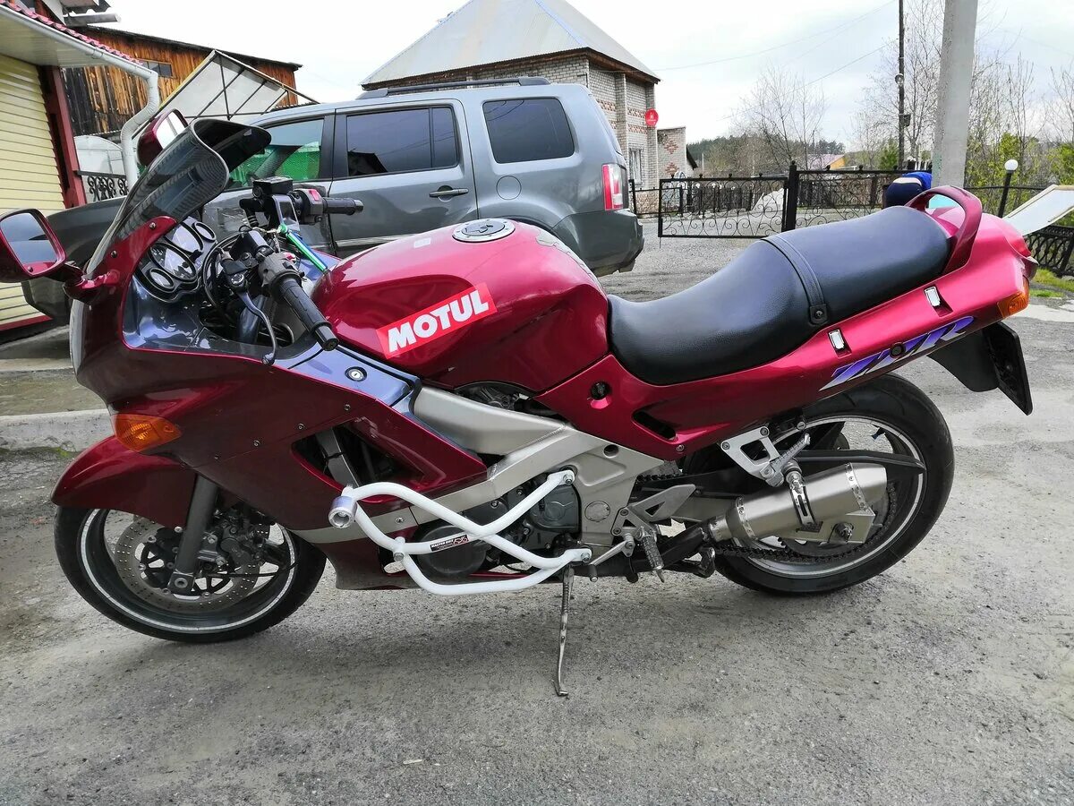 Kawasaki 400 1996. Kawasaki zzr 400 2. Кавасаки 1996 года. Кавасаки 1997 года 600куб. Кавасаки zzr 1100.