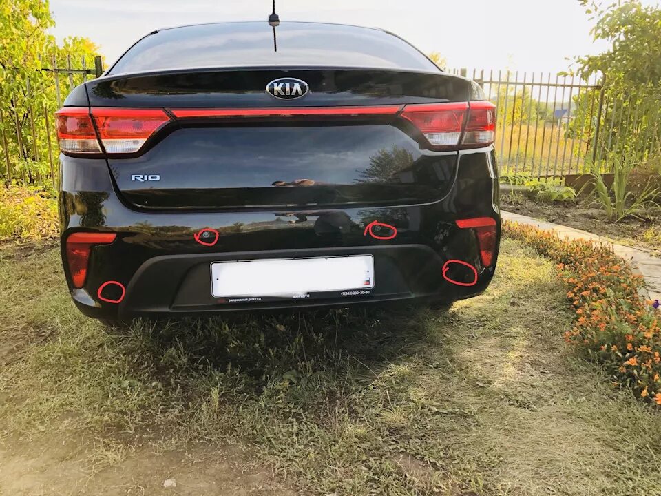 Парктроник Kia Rio 4. Киа Рио 4 парктроники задние. Штатный парктроник Киа Рио 4. Штатные передние парктроники Киа Рио 4.