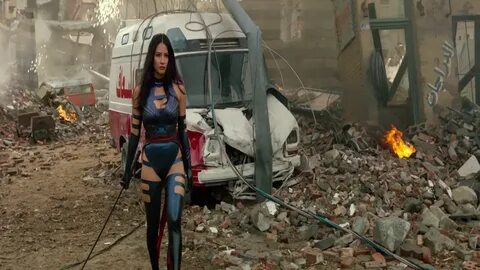 Olivia Munn as Psylocke in X-Men Apocalypse 2016.