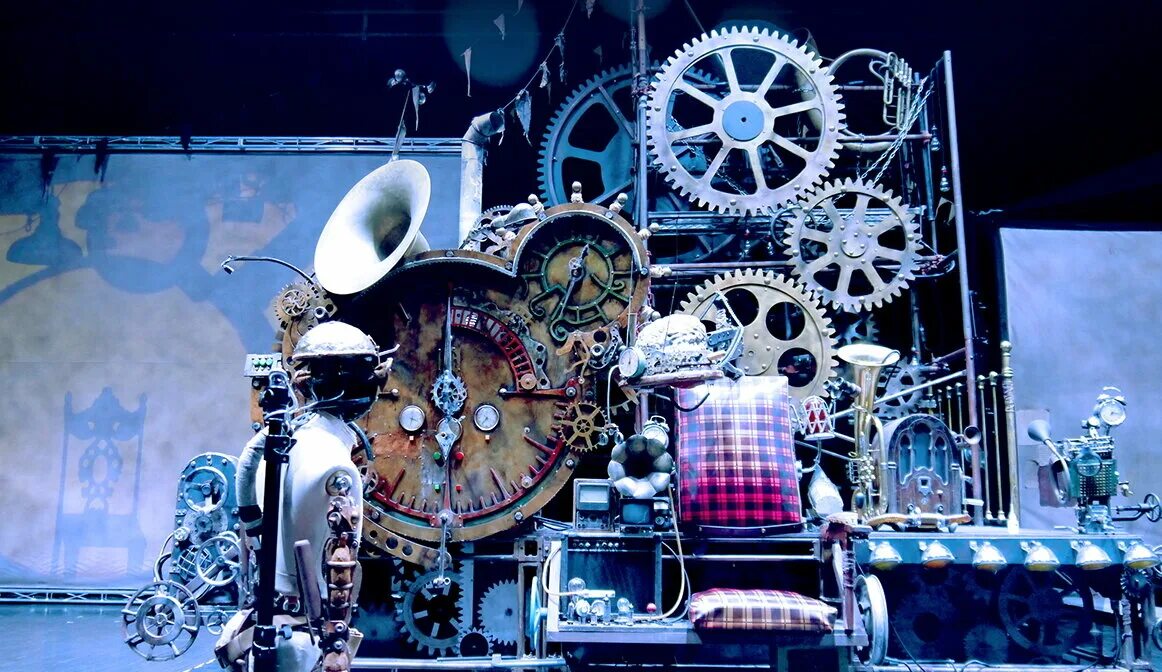 Времени создания c. Машина времени изобретение. Машина времени декорация. Машина времени механизм. Машина времени фантастика.
