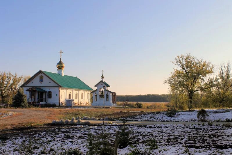 Криволучье ивановка. Иргизский монастырь Криволучье. Иргизский монастырь Саратовская область. Иргизский Нижне-Воскресенский монастырь. Иргизский Старообрядческий монастырь.