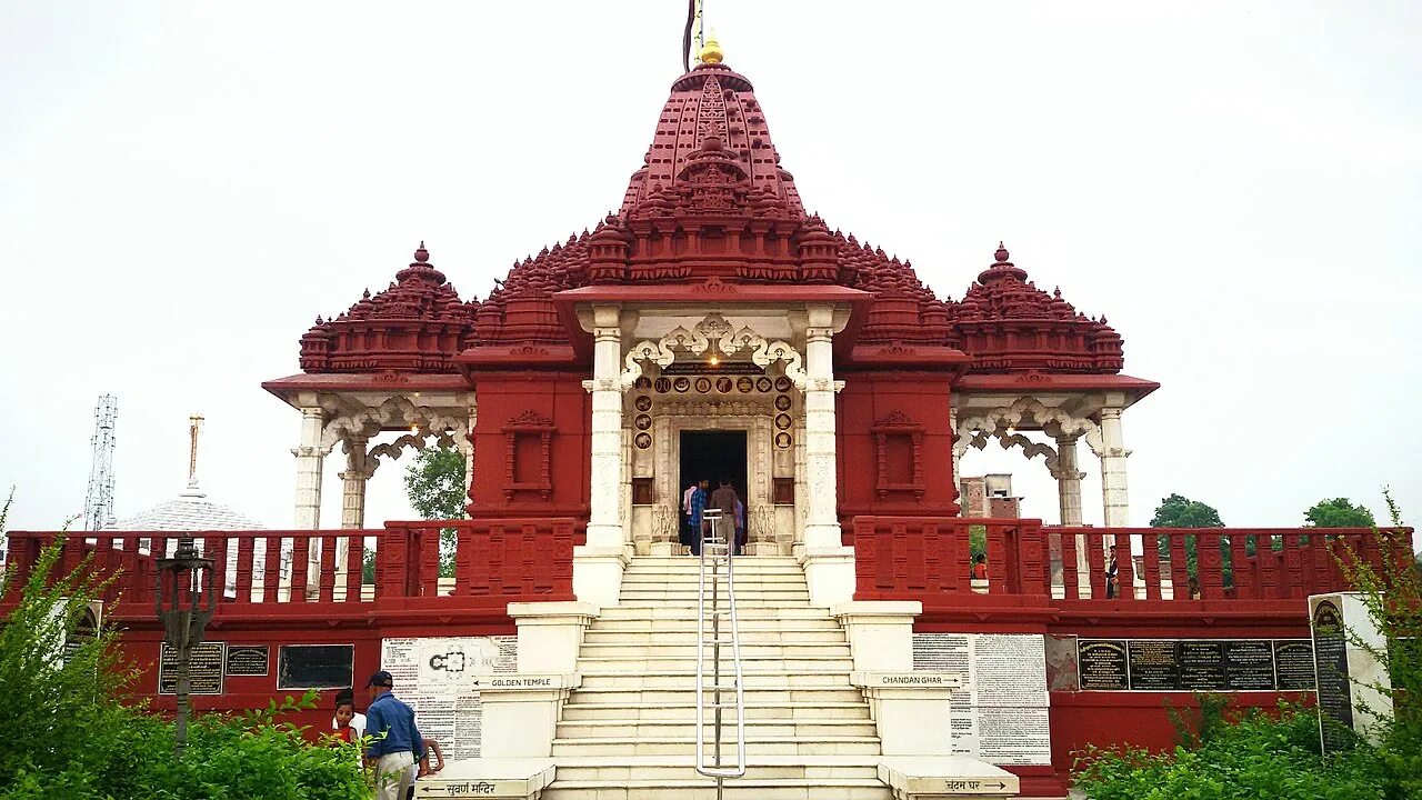 Temple 0. Раджгир Индия. Раджгир храм. Гридхракута Раджгир гора. Картинка Раджагрихи.