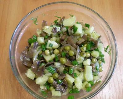 Огурцы маринованные с шампиньонами