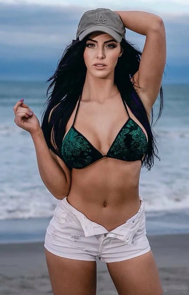 Peyton Royce. Холли Ройс. WWE Peyton Royce Bikini. Рея Ройс актриса. Emily payton