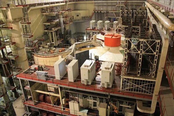 Аэс бн. ТВС реактора БН-600. Белоярская АЭС БН 600. Корпус реактора БН-600. Реактор БН-1200м.