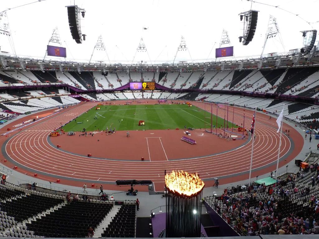 Olympic stadium. Олимпийский стадион (Лондон). «Олимпийский стадион», Стратфорд, Лондон. Олимпийский стадион Лондон 2023г. Олимпийский стадион Лондон вместимость.