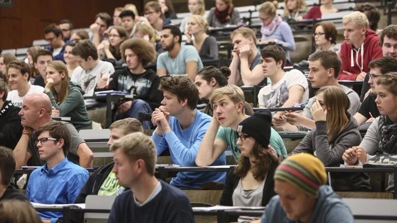 Фотографии студентов. Преподаватели мгу истфак. Кембридж университет в 19 веке. История вуза люди. Поступление в вуз.