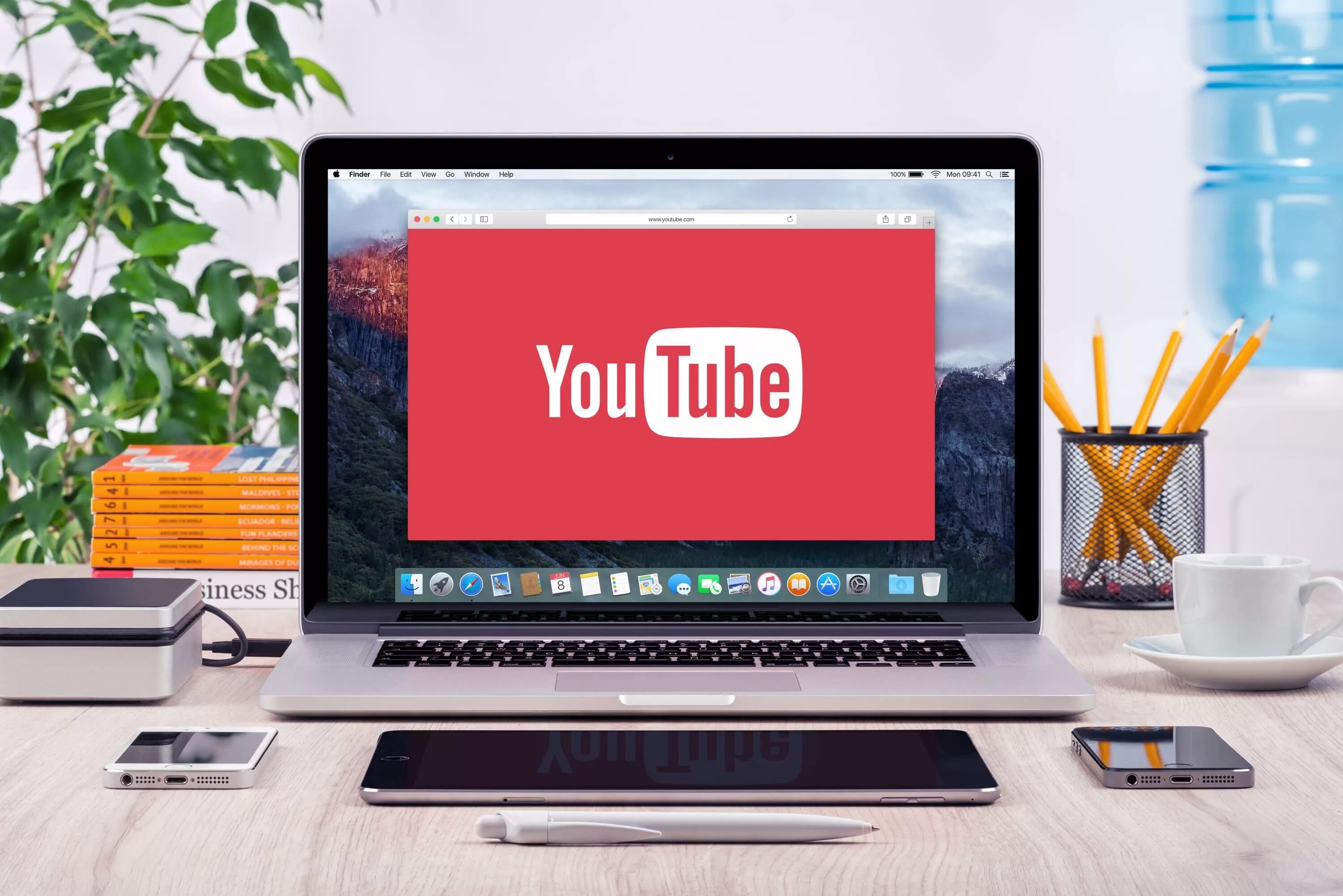 Как вывести изображение с телефона на телевизор через приложение YouTube Пикабу