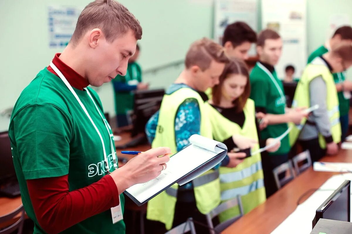 вакансии хабаровск свежие центр