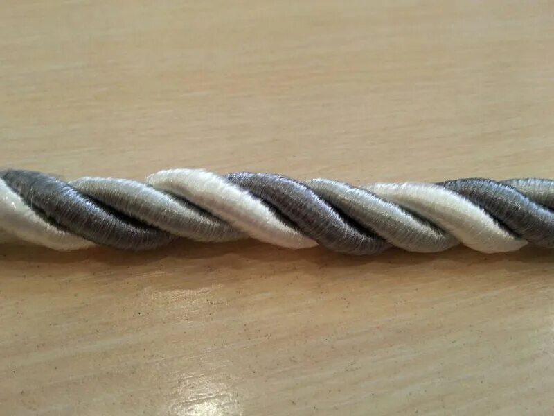 Декоративный потолочный шнур кант канат. Сантехнический трос сибин 2. Натяжные канаты. 4 золото (12мм*100м). Декоративная веревка для натяжных потолков.