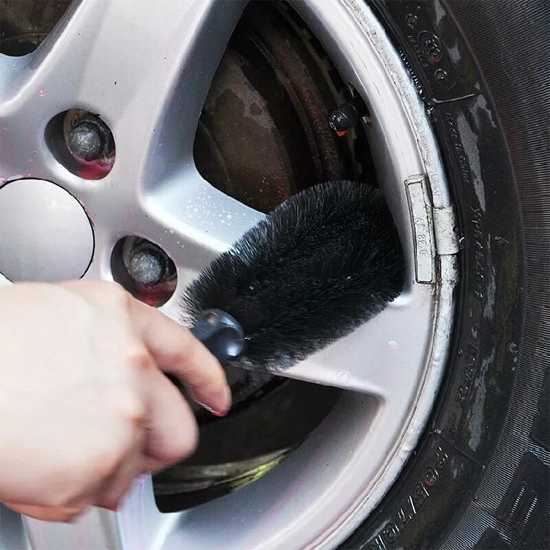 Glosswork Tire Brush щетка для мойки покрышек - резины, GWTB-01. Автоглюм щетка для очистки дисков. Чистка дисков авто. Мойка колесных дисков. Очистка дисков автомобиля