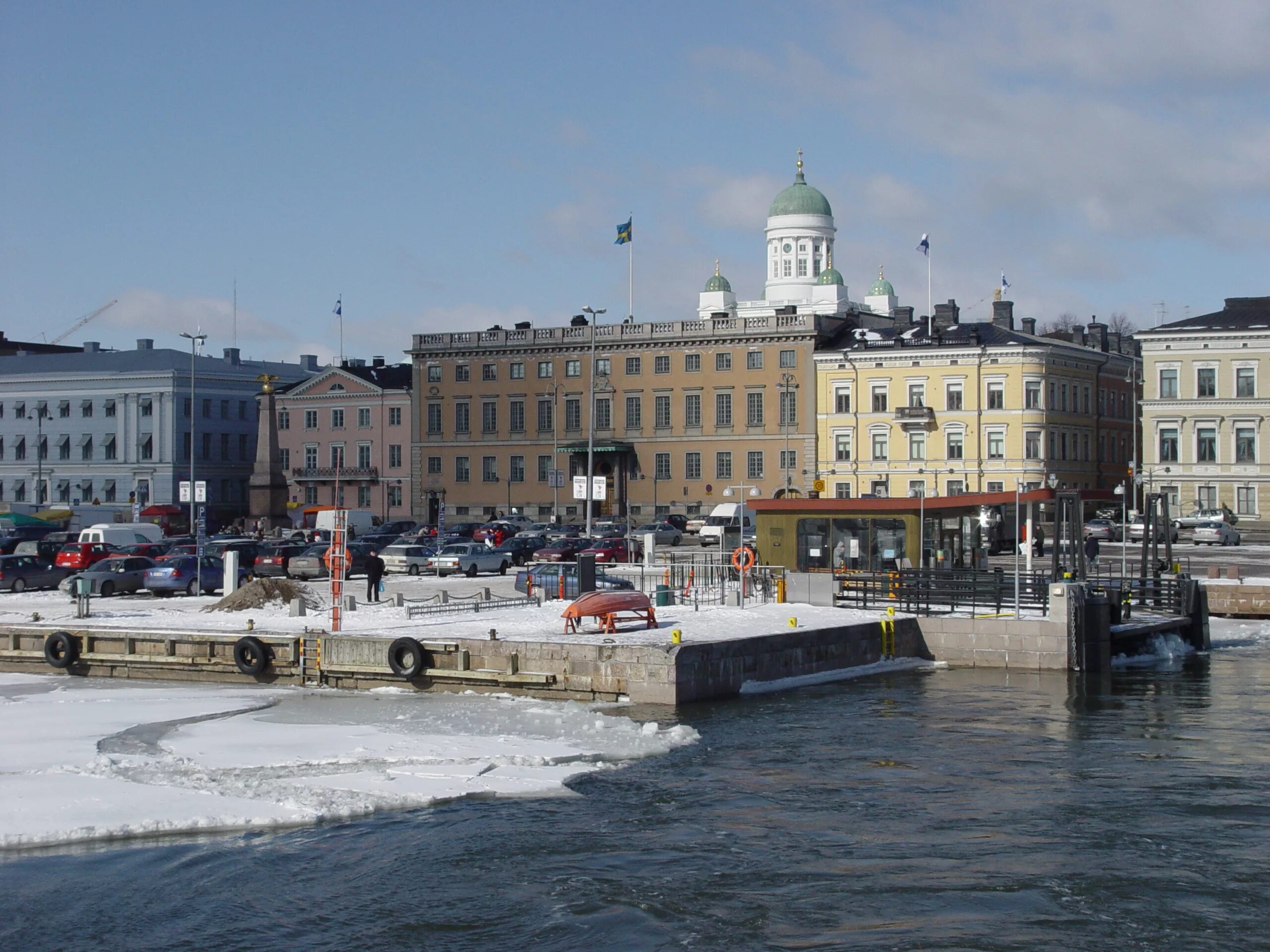 Хельсинки март. Хельсинки климат. Март в Финляндии. Город Финляндия в марте.