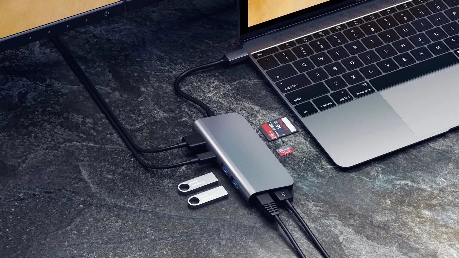 Зарядка ноутбука через type c. Satechi usb-c multiport. satechi type-c hub adapter. satechi usb-c dual multimedia adapter. type-c multi-port adapter 4k with ethernet v2.