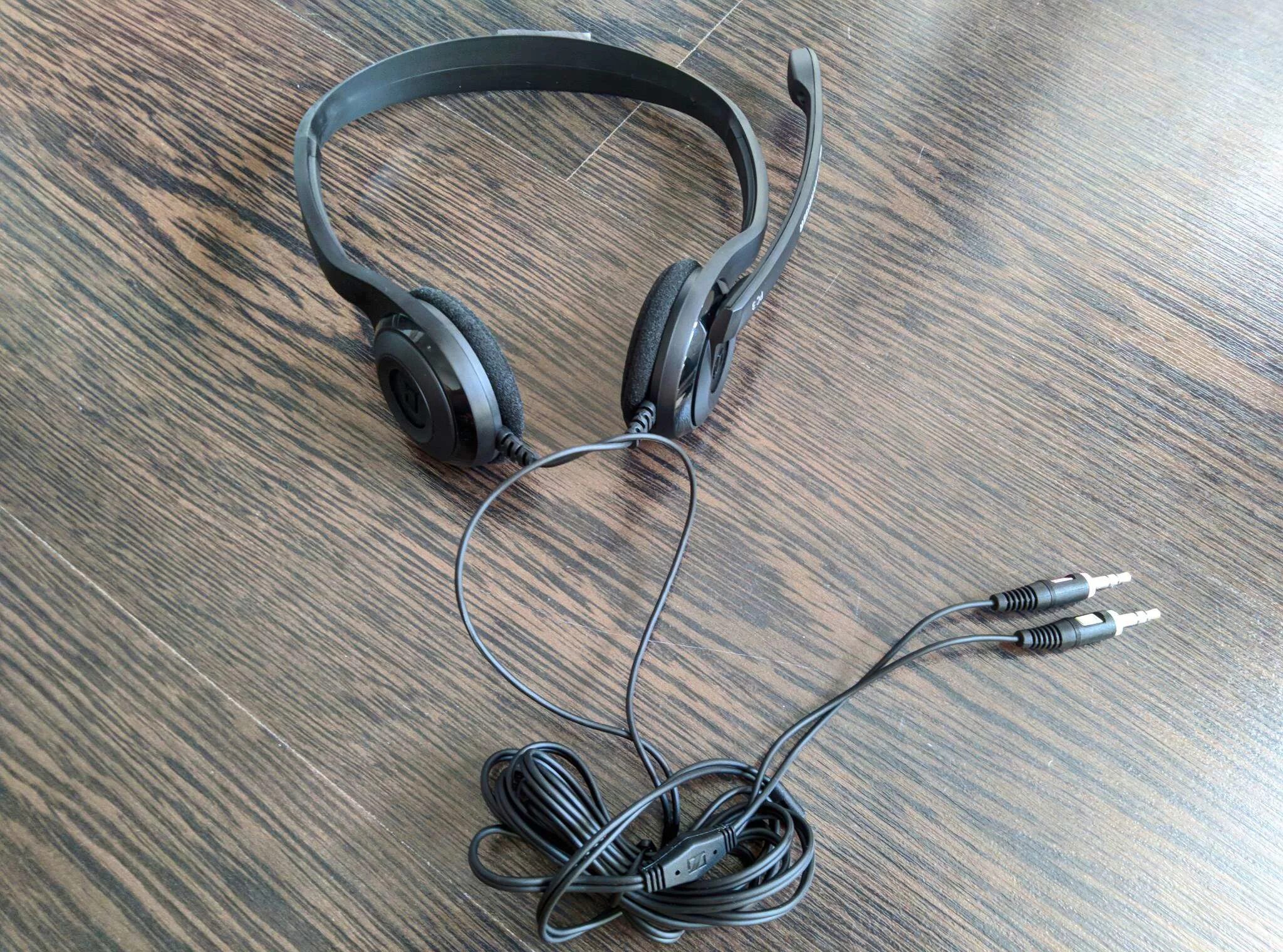 Sennheiser pc 3 chat гарнитура 504195. Гарнитура sennheiser pc 3 chat. Гарнитура pc 3. Авиагарнитура sennheiser. Накладные наушники синхайзер.
