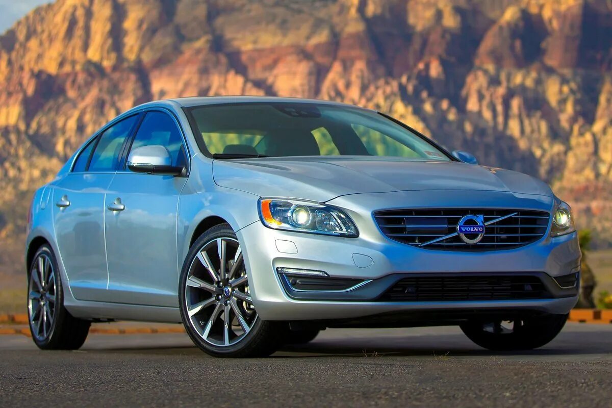 Volvo s60 t6. Вольво седан s60. Вольво 60 седан. Volvo s60 2017.