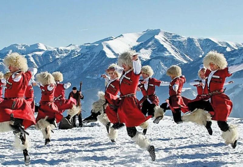 Новый год в Грузии. Новый год на Кавказе. Рождество в горах. Рождество в горах Грузии. Зимние праздники осетин доклад