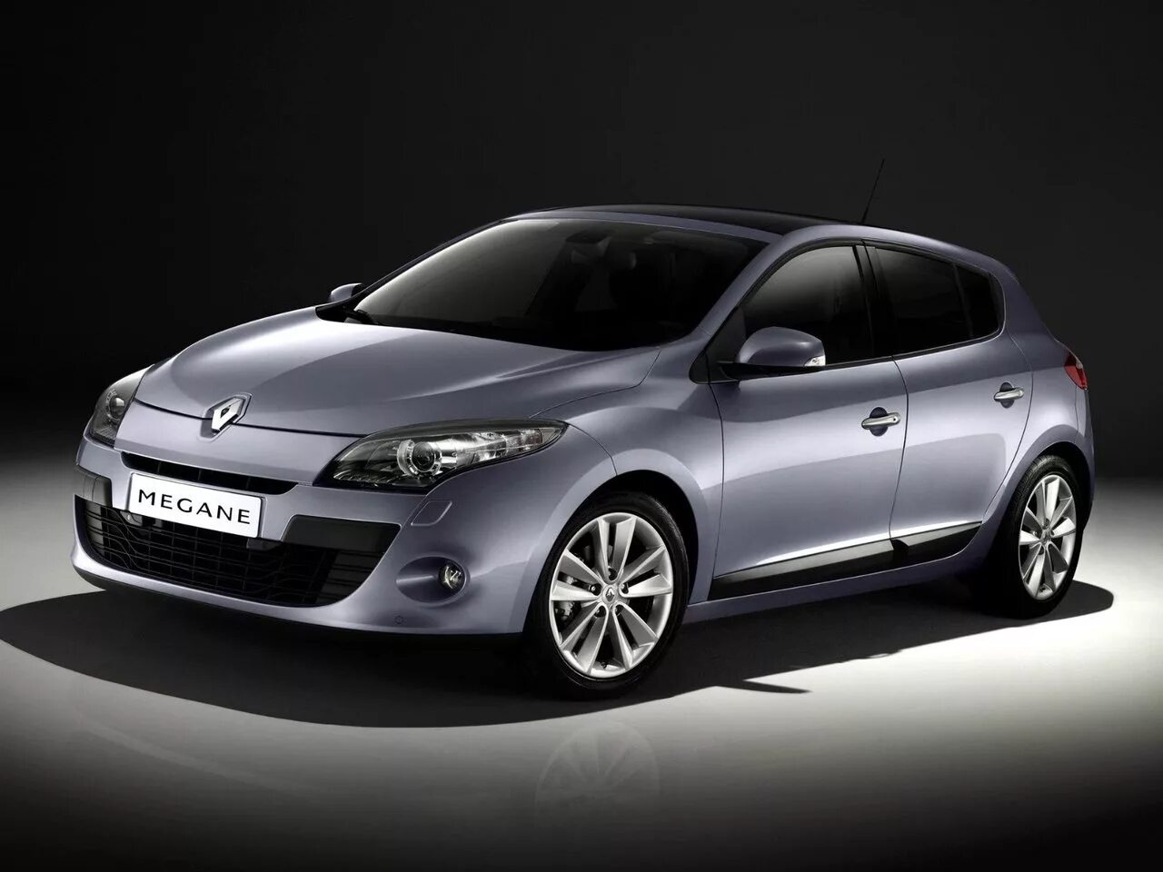 Renault Megane 3. Рено Меган 2014 хэтчбек. Рено Меган 3 хэтчбек. Рено Меган хэтчбек 2012.