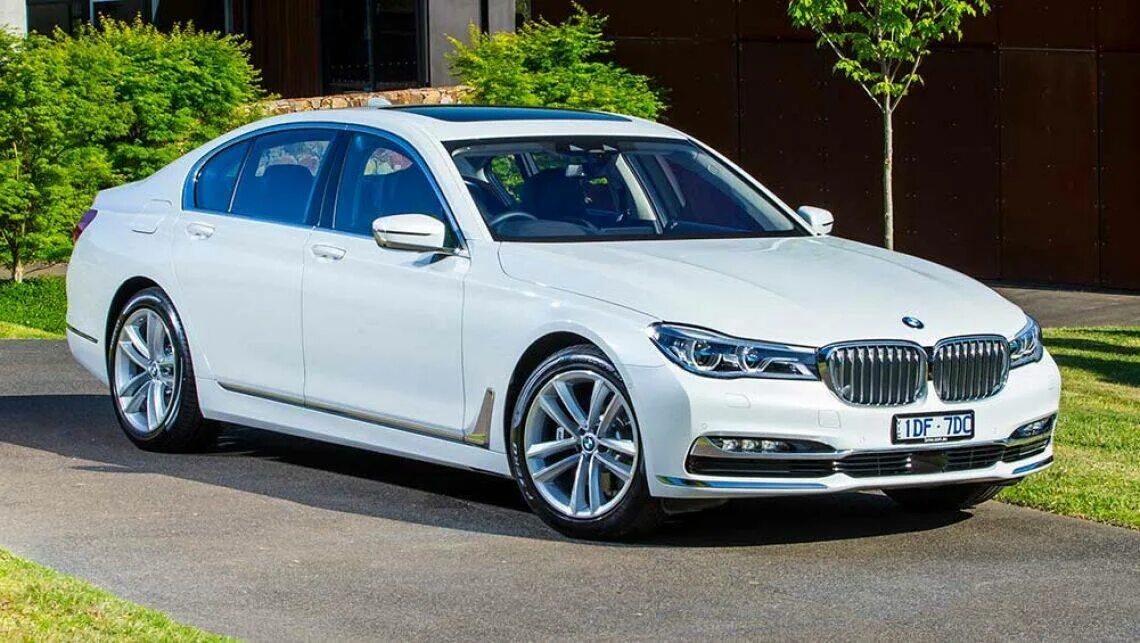 BMW 7 2015. BMW 7 Series 2015. BMW 7 g11 белый. БМВ 7 2016. Купить бмв 2016