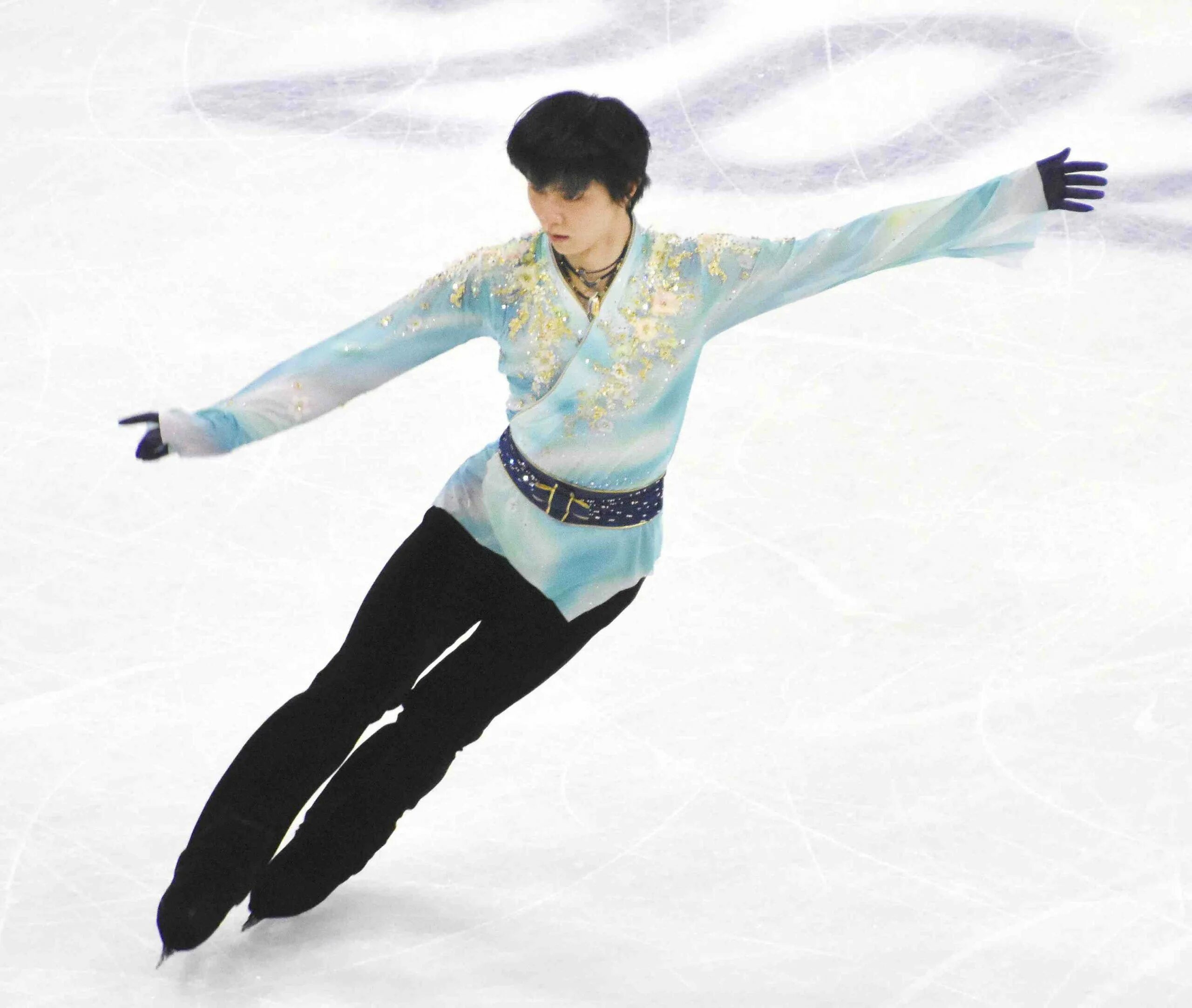 Вологодские узоры фигурное катание. Yuzuru Hanyu Skating. Yuzuru Hanyu 2022. Ханю фигурист 2022. Фигурное катание Юдзуру Ханю.