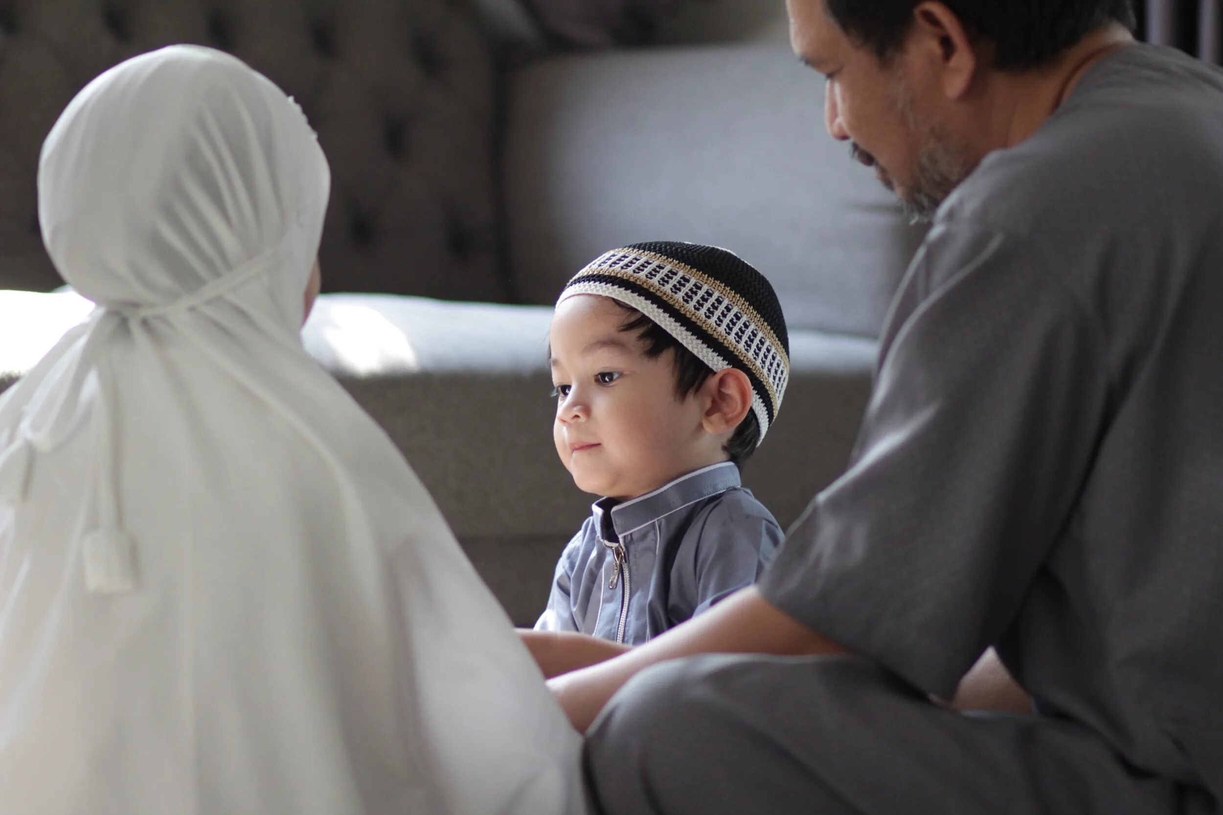 Исламский сонник мальчик. Исламская семья. Воспитание детей в Исламе.