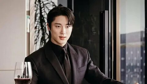 Пен у сок byeon woo seok
