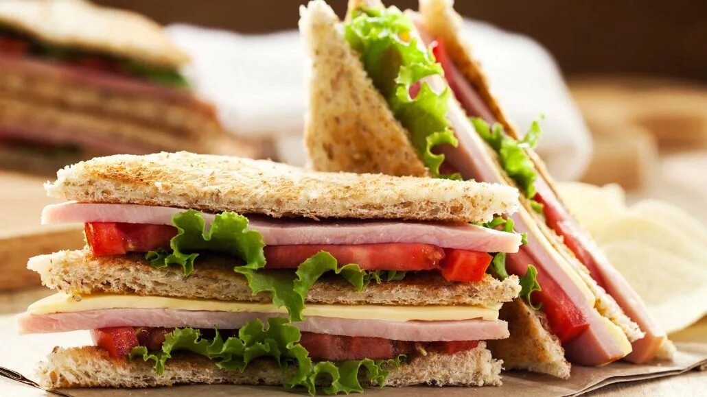 Отель парус избербаш. Филиал в г. Сэндвич избербаш. Сэндвич избербаш. Дгу избербаш преподаватели.